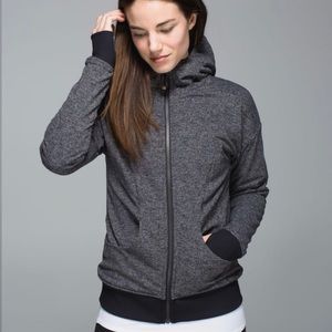 Lululemon embrace hoodie luscious, size 6